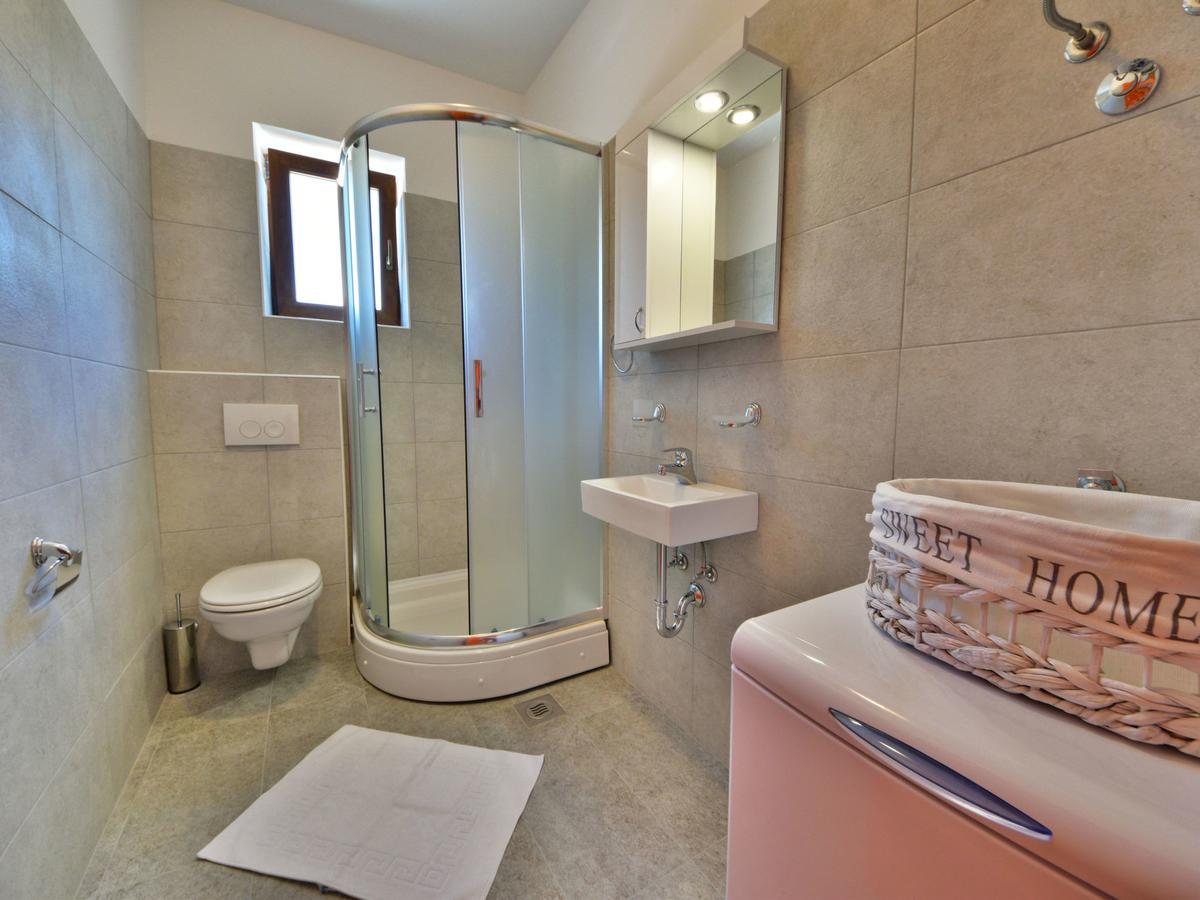 Apartment Val-3 By Interhome